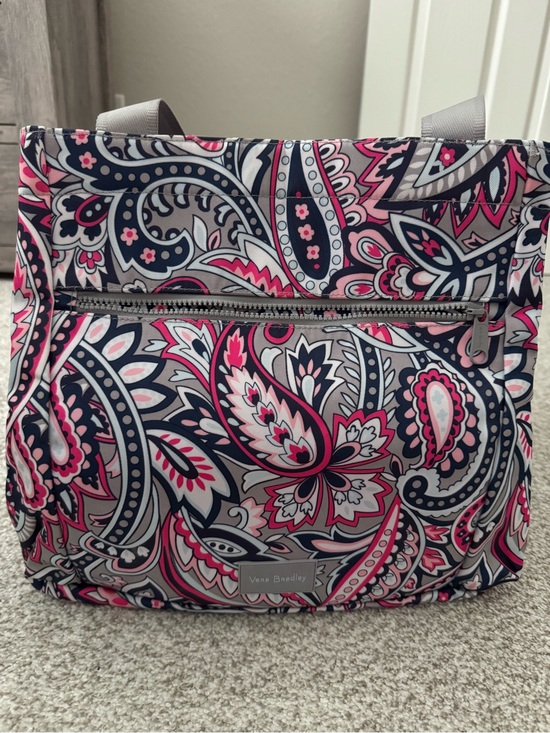 Vera Bradley Handbags - Vera Bradley Drawstring Family Tote Bag in Gray with Pink Floral Accents